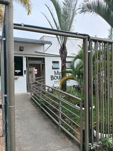 Imóvel para venda possui 50 metros quadrados com 2 quartos em Taquaril - Belo Horizonte - 