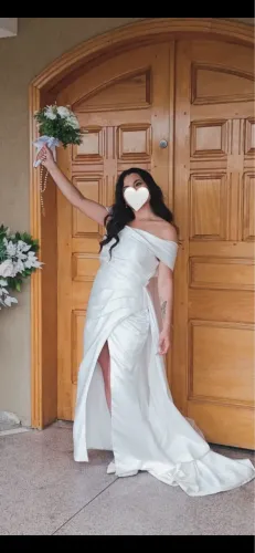 VESTIDO DE NOIVA minimalista