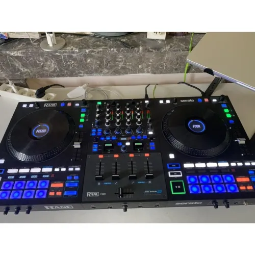 DDJ RANE FOUR nova