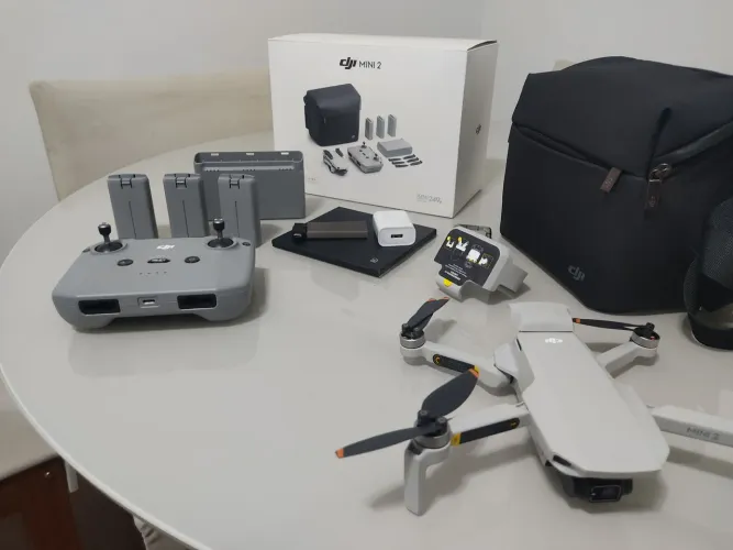 Drone DJI Mini 2 Fly More (Com defeito)