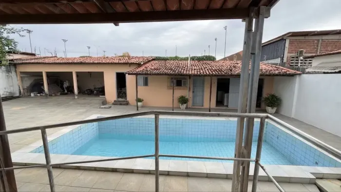 Imóvel para venda possui 291 metros quadrados com 3 quartos em Candelária - Natal - RN