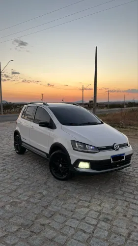 Volkswagen Crossfox I Motion 1.6 T. Flex 16V 5P 2015