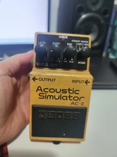 Acoust Simulator Boss AC-2 