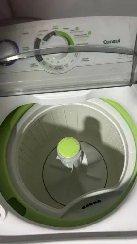 Vendo maquina de lavar roupa Consul 8 kg em perfeito funcionamento, no valor de 700