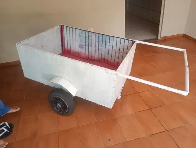 Carrinho de mão para reciclagem ou diversos