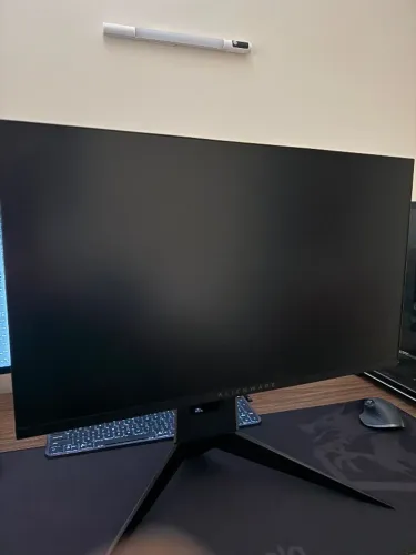 Monitor Alienware 25"