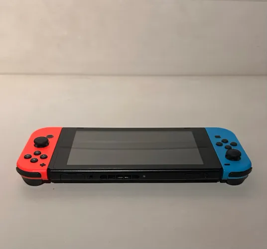 Nintendo Switch V1 128Gb - Desbloqueado + Acessórios