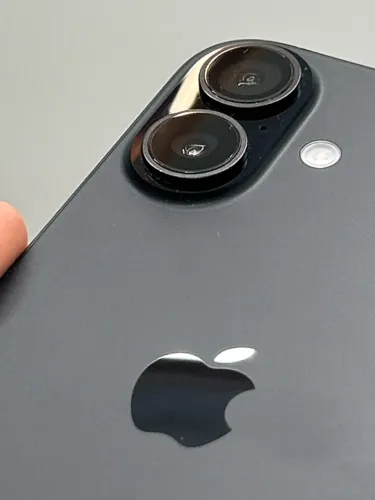iPhone 16 128GB 90%
