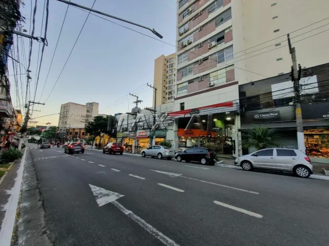 Loja comercial para venda ou locação na Galeria Santana, de 100m² perto do Metrô.
