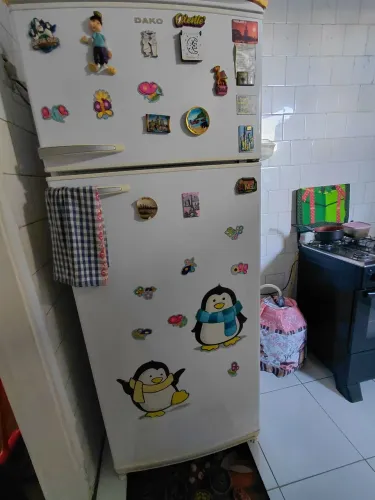 Vendo geladeira 450 litros Darko