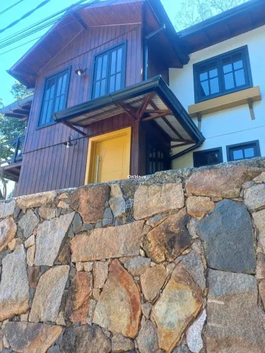 Casa mobiliada com 2 Quartos à venda, com 86m² na Praia da Solidão, Florianópolis