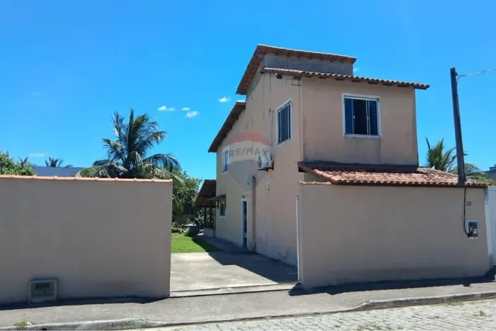 Casa de 2 quartos com 120 m2 em Casimiro de Abreu - R$ 280 mil