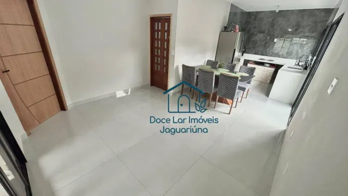 Casa com 3 dormitórios à venda, 135 m² por R$ 675.000,00 - Jardim Europa - Jaguariúna/SP