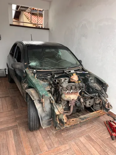 Corsa Hatch 1998 1.0 ? Lote de Peças para Desmanche