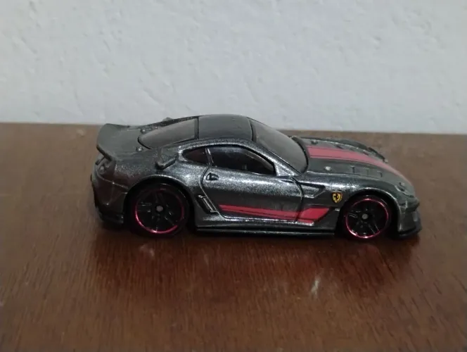 Hot Wheels Ferrari 599XX Loose