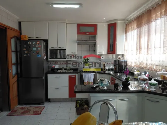 Sobrado com 2 suites na Vila Basileia / Imirim com quintal