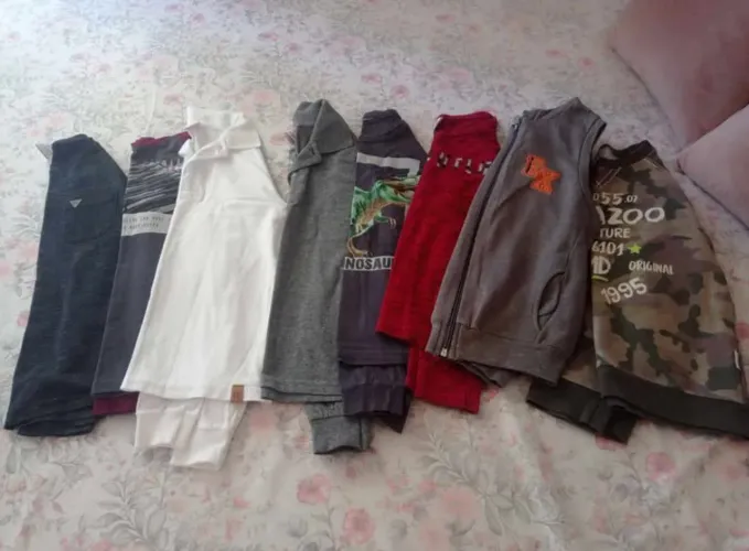Vendo lote de camisetas manga comprida Tam.08 