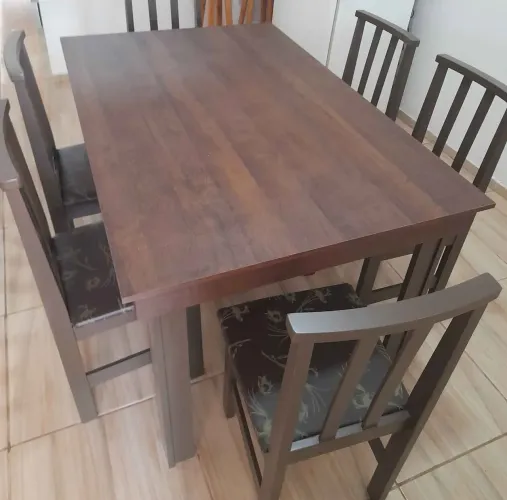 Mesa com 6 cadeiras novo