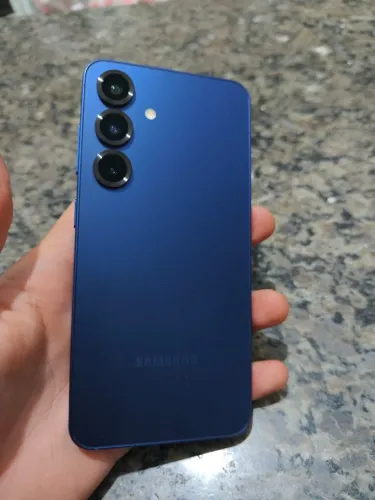 SANSUNG S25