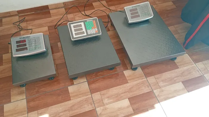 Fábrica de balança digital vários modelos 200 kg 400 700 a pro