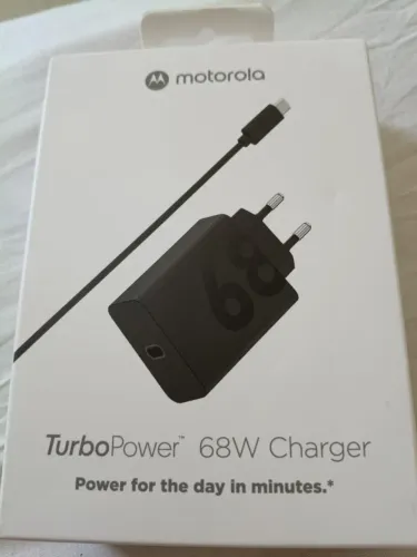Motorola Turbo Power 68W Charger