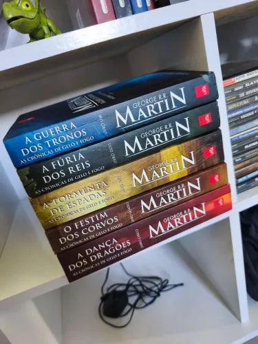 Coleção Crônicas de Gelo e Fogo - Game of Thrones