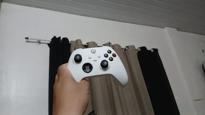 Controle xbox one s...novíssimo 