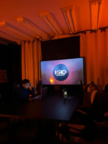 Produção Audiovisual, Aluguel de estudio