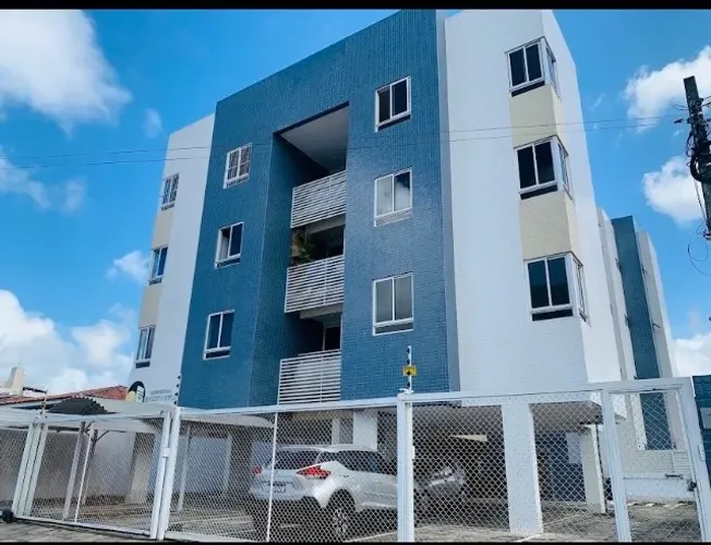 Ótimo apartamento com planejados 2qts