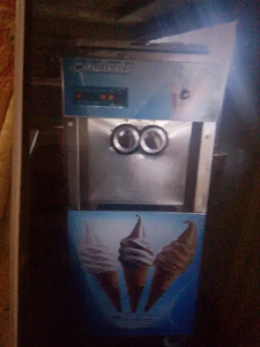 Máquina de sorvete Italianinha 