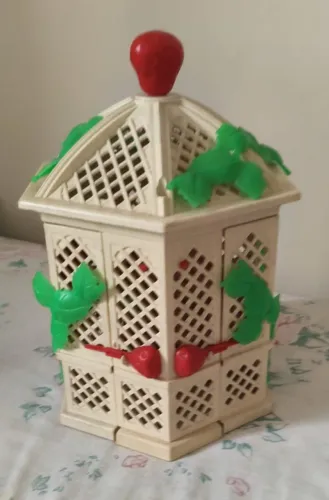 Brinquedo Antigo - Casa da Moranguinho