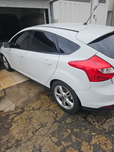 Ford Focus 2.0 16v/se/se Plus Flex 5P Aut. 2015