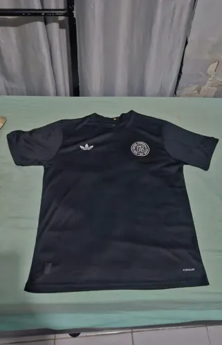 Vendo Camisa da Alemanha 2025/2026 Preta, Adidas, Tam. G