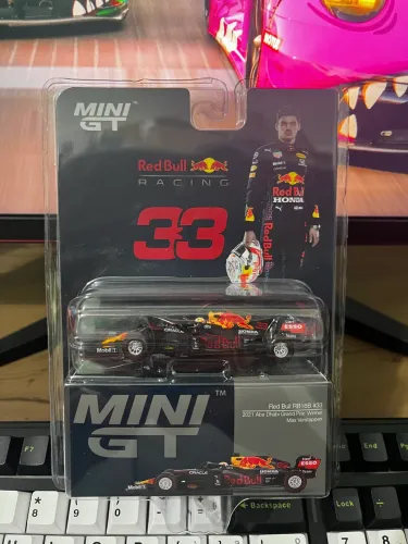 Mini GT Red Bull RB16B - #33 Max Verstappen
