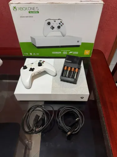 Xbox one S - all digital - 1 TB