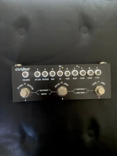 Pedal Cuvave Cube Baby Simulador Multi Efeitos Ótimo Estado