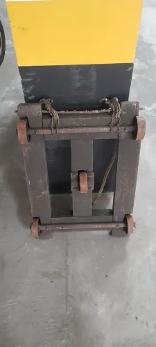 Carrinho robusto para carregar cargas