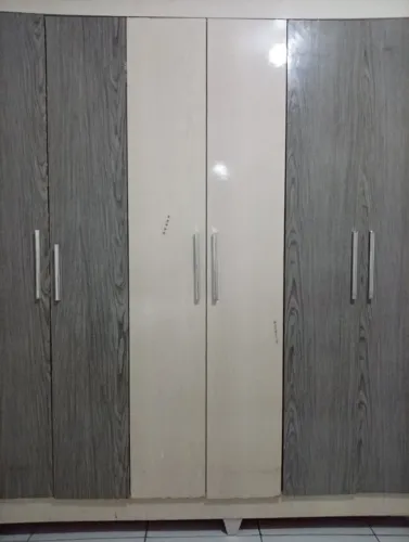 Vendo Guarda Roupa