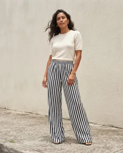 Calça Elegante Feminina Listrada Pretinho Branquinho Básicos
