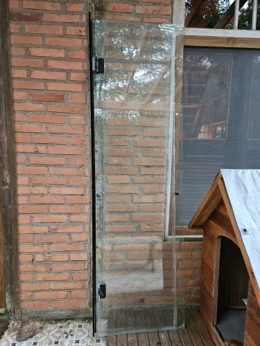 Doação de portas de vidro de box de banheiro