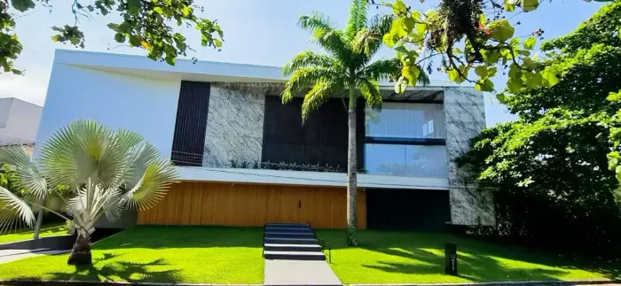 Condomínio Mansões - Casa com 5 suítes para venda tem 1485m²