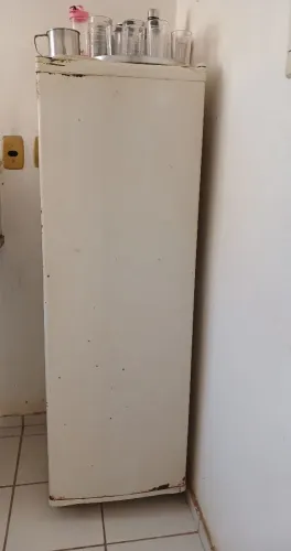 Geladeira de 1 porta