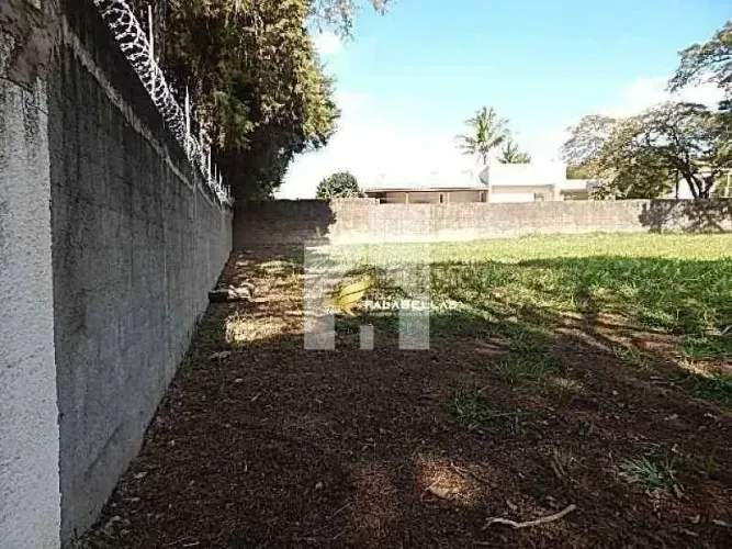 Terreno à venda com 1.120m² - Condominio Santa Rosa - Itatiba, SP