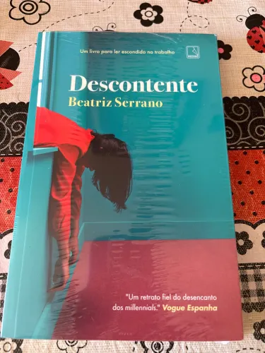 Livro - Descontente de Beatriz Serrano