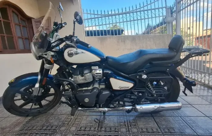 Royal Enfield Super Meteor 650 Celestial Blue 2024/2025