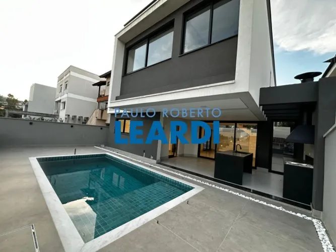 CASA EM CONDOMÍNIO - CONDOMÍNIO ARUJÁ 5 - SP
