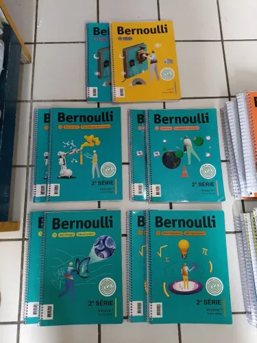 Livros Bernoulli: Ano 1 e 2 (Ensino Médio)