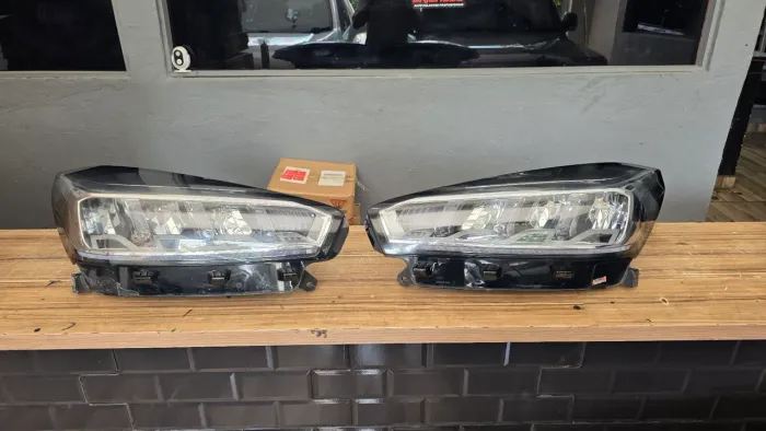 Par de farol tiggo 8 20 21 22 23 excelente estado chery tiggo 8 farol