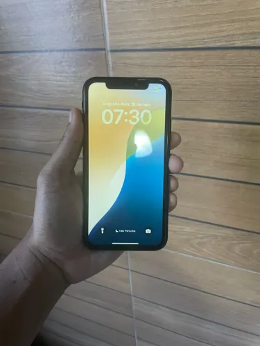 IPHONE XR 64GB
