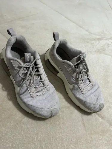 Tênis Nike usado